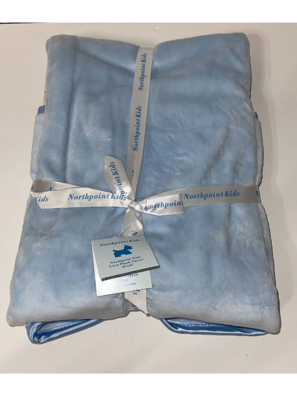 NWT Northpoint Kids Luxe Plush Throw 30”x40” Blue Polyester